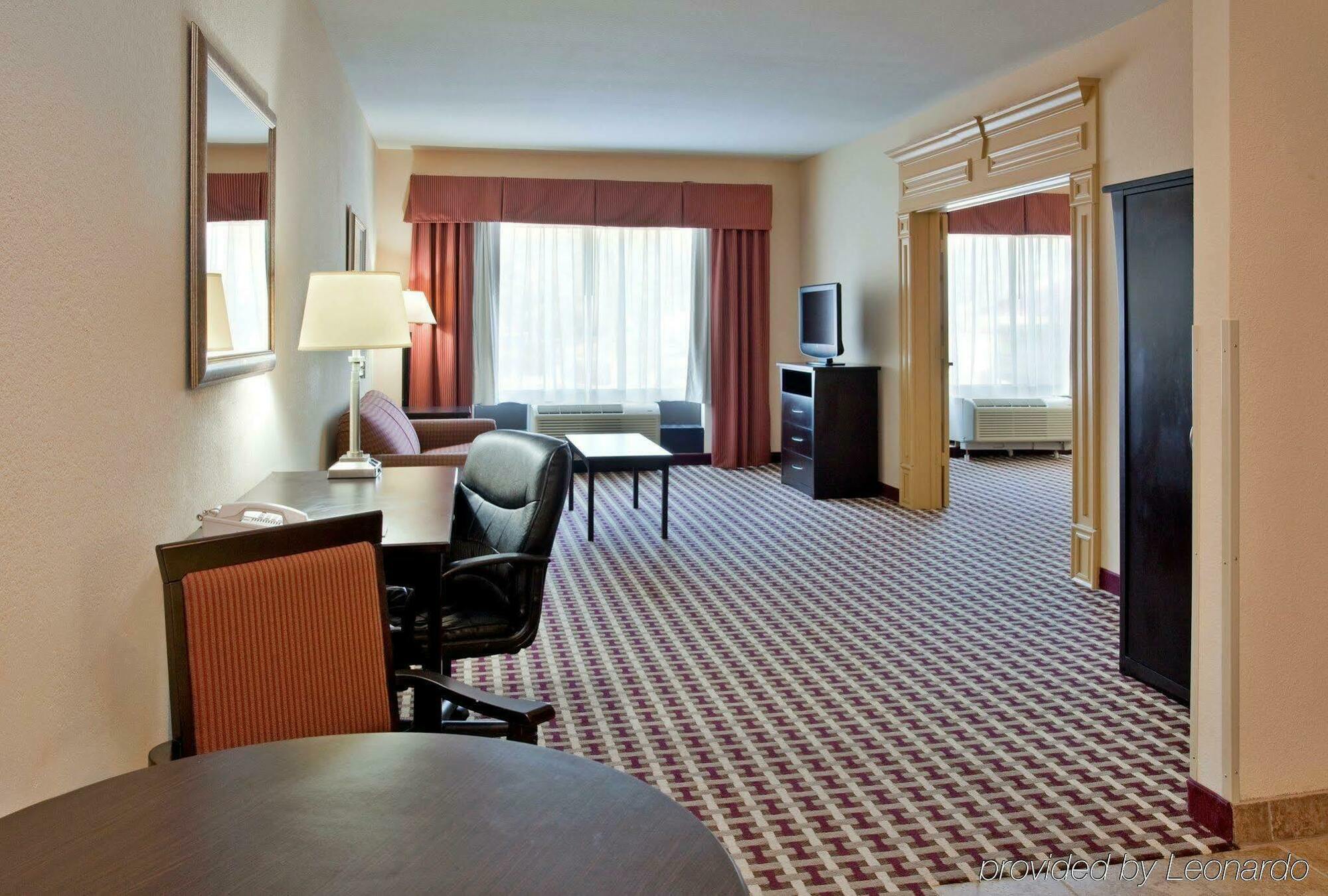 Holiday Inn Express & Suites Laurel, An Ihg Hotel Δωμάτιο φωτογραφία